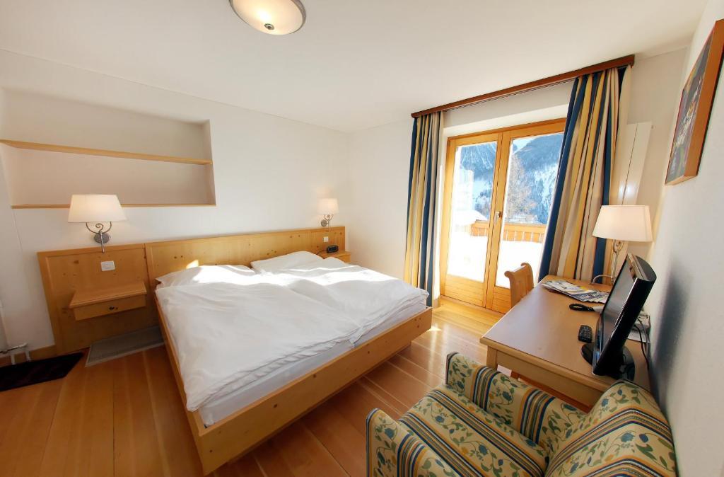 Aparthotel Muchetta Wiesen Buitenkant foto
